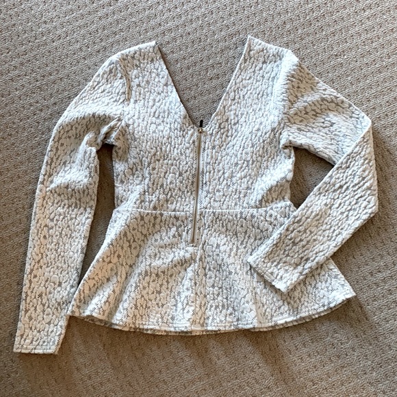 Dynamite peplum top - Picture 2 of 2